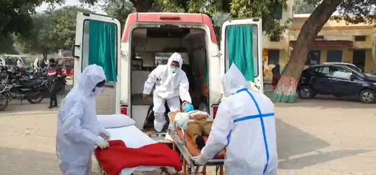 नोडल अधिकारी ने मॉक ड्रिल में परखीं कोविड संक्रमण से निपटने की तैयारी